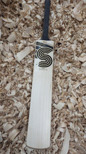 Load image into Gallery viewer, Bat 17 - Grade 2 - 2lbs 10oz